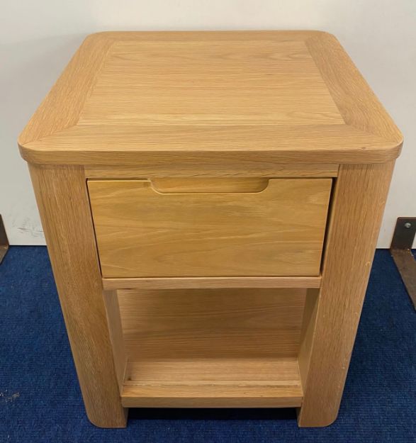 Picture of Monaco End Table With Drawer 